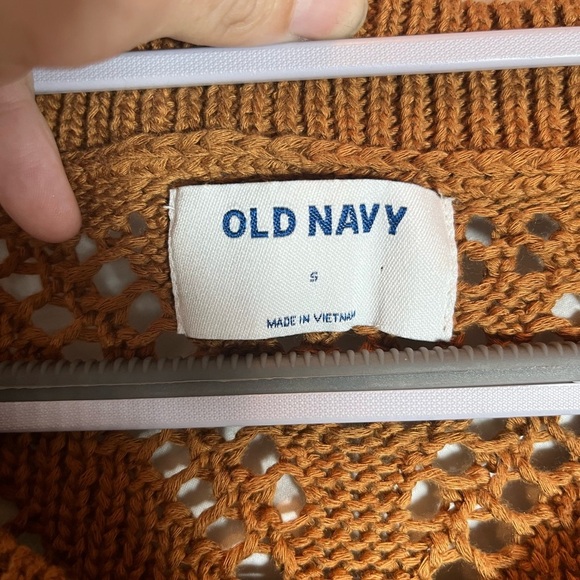 Old Navy Women's Tan Knit Sweater - Picture 3 of 5